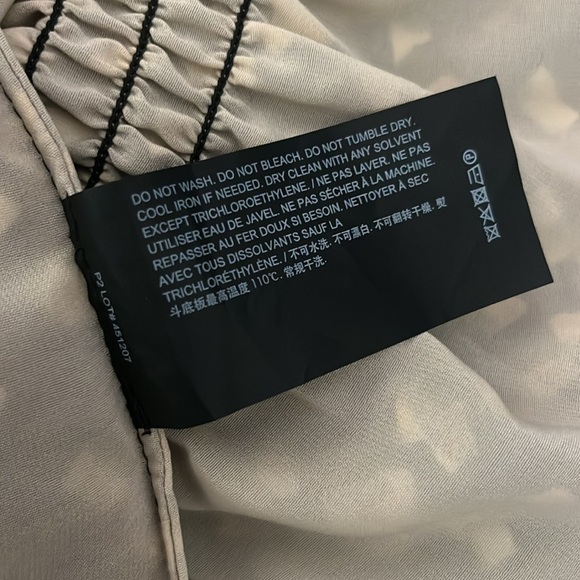 THEORY Size Small Silk Blend Black Cream Burnout Print Long Sleeve Boho Top - Picture 15 of 15